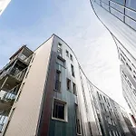 Koselig Og Sentralt Midt I Fargegaten